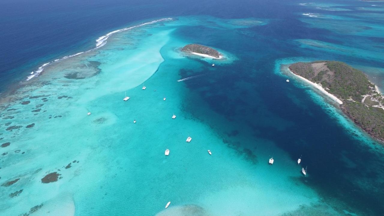 Canouan Estate Resort & Villas Charlestown エクステリア 写真